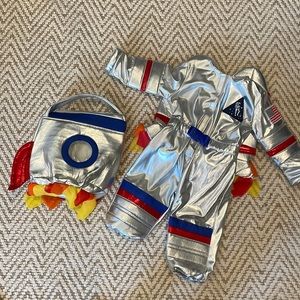2T astronaut costume